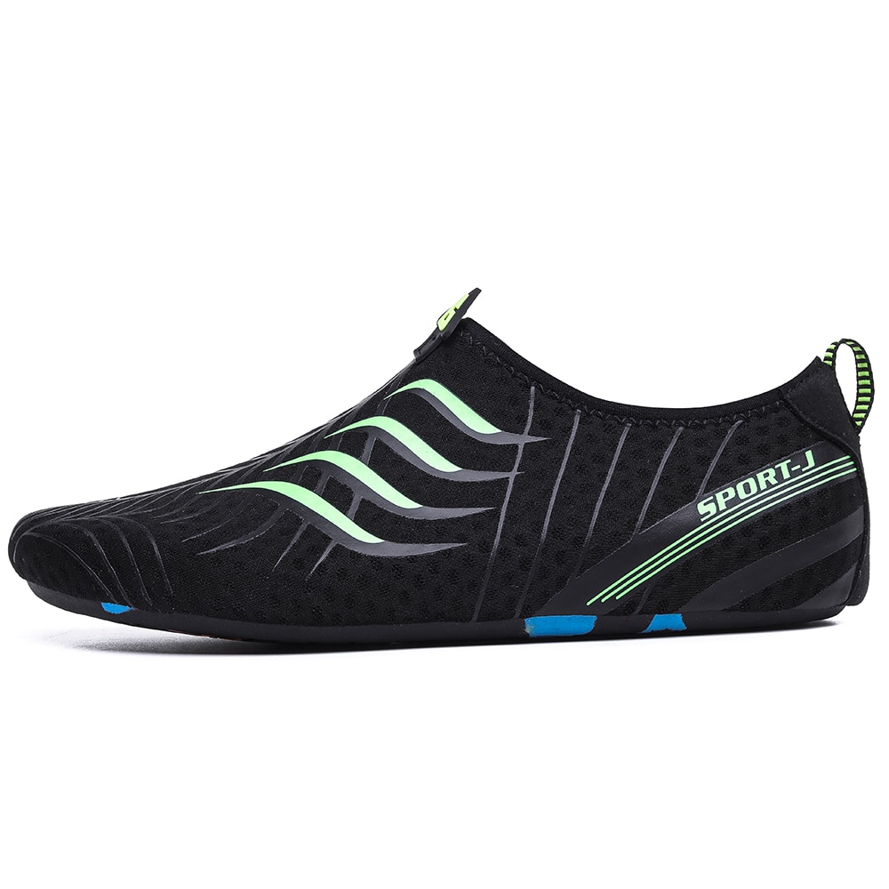 Quick-Drying Water Shoes Women Men Lightweight Beach Walking Sneakers Swimming Aqua Socks Soft Flat Fitness Footwear size36-49